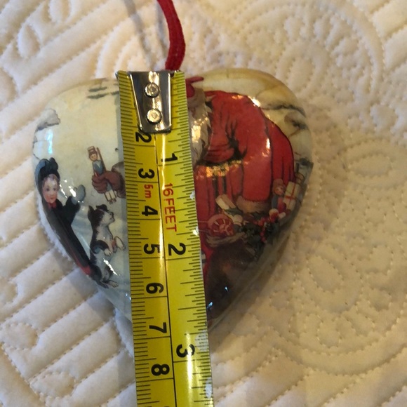 🎅🎄 Santa Children Dog Paper Machete Puffed Heart Christmas Tree Ornament - Picture 7 of 9